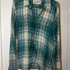 Aventura Green Plaid Button-Up Shirt